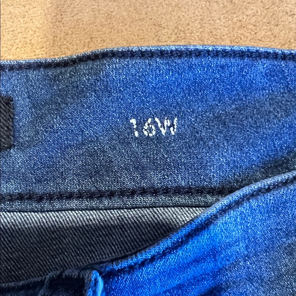 Liverpool Women's Ankle Jeans - Picture 5 of 7